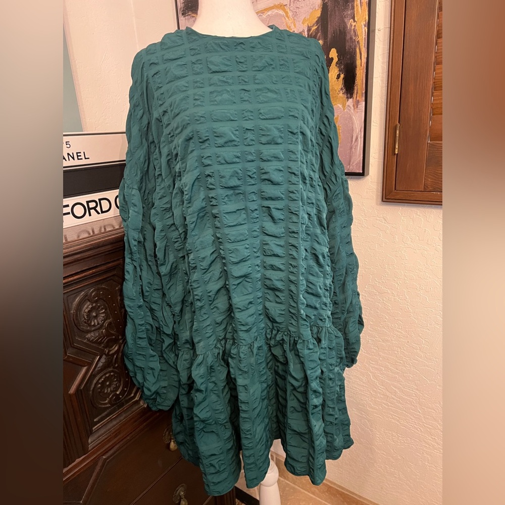 NWT ASOS EDITION BUBBLE DRESS🎉